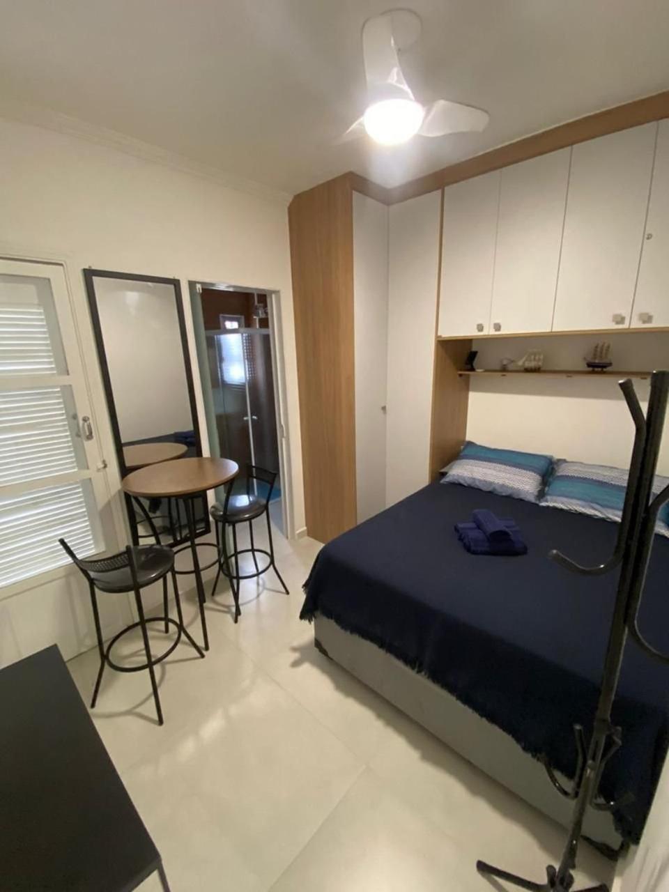 Canto Forte- Suite C/Varanda - Ate 5 Hospedes- Garagem - Wi Fi E 200 Metros Da Praia, 50 Metros Da Av Gastronomica Da Pg Praia Grande  Kültér fotó